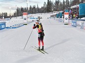 Biatlonista Johannes B z Norska ovldl zvod ve sprintu na deset kilometr ve...