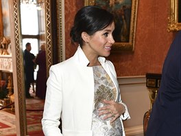 Vévodkyn Meghan na recepci v Buckinghamském paláci na poest prince Charlese u...