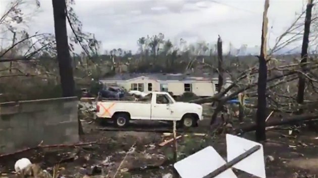 Torndo v Alabam, USA (3. bezna 2019)