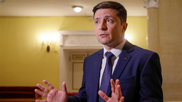 Volodymyr Zelenskiy, Ukrainian comedian and candidate in the upcoming presidential election, speaks to the media after taking part in a production process of "Servant of the People" series in Kiev, Ukraine March 6, 2019. Picture taken March 6, 2019. REUTERS/Valentyn Ogirenko
