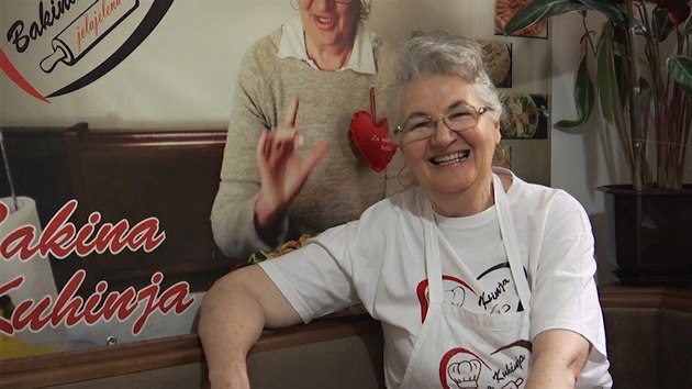 Jelena Petrovičová je atypická důchodkyně. Každý den točí kuchařská videa.