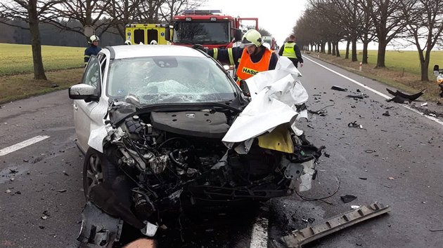 V�n� nehoda se stala u Rakovic na hlavn�m tahu mezi P�skem a Prahou.