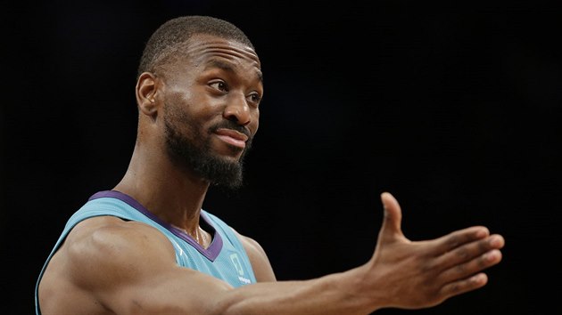 Kemba Walker ze Charlotte bhem zpasu s Brooklynem