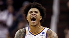 Kelly Oubre Jr. (3) z Phoenixu  slaví bhem zápasu s Milwaukee.