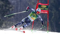 Norský lya Henrik Kristoffersen na trati obího slalomu v Kranjské Goe.