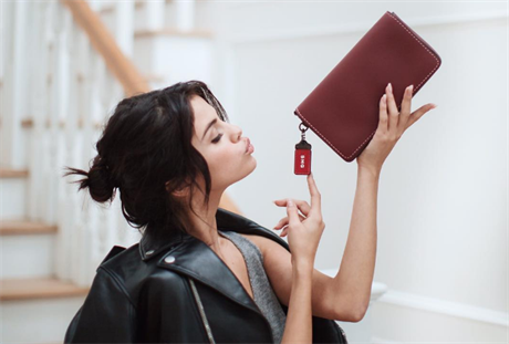 Selena Gomez bude designérkou pro módní znaku!