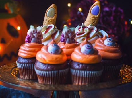 We love food: Halloweenské cupcakes