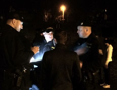 Policejní akce zamená na alkohol u mladistvých v Polné na Jihlavsku.