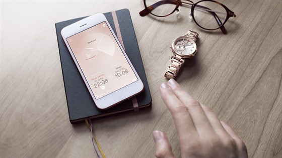 Casio uvádín hodinky SHEEN umoující spojení se smartphonem
