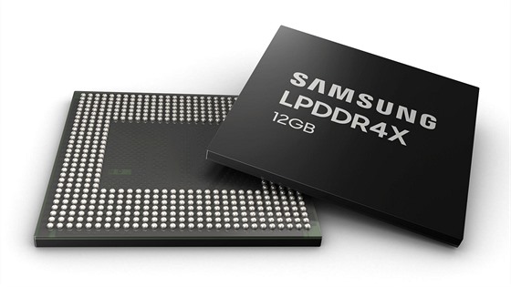 Samsung ukázal první samostatný 12GB paměťový modul standardu LPDDR4X