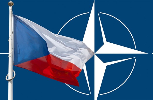 Česko se stává dalším padouchem v NATO, píšou v Bruselu