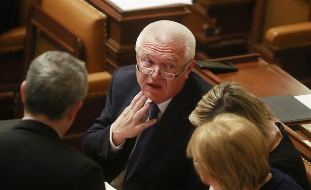 Stáhněte Faltýnka z kandidátky, vyzývá ANO Rakušan. Vadí mu údajný vliv na veřejné zakázky