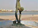 Socha lovce perel u Bahrajnského národního muzea