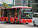 Autobus veejné dopravy v Manám