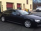 Na �idi�e na d�lnici D11 dohl�� policist� v civiln� Audi 8