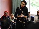 Premiérka Nového Zélandu Jacinda Ardernová bhem setkání se zástupci muslimské...