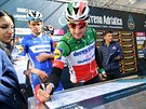 Elia Viviani na startu druhé etapy Tirrena-Adriatika.