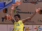 Javonte Douglas z Olomoucka po smei