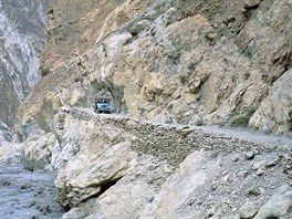 trkov silnice na pat hory Nanga Parbat v Pkistnu