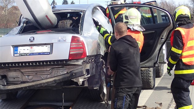 Vechny sloky IZS zasahovaly u nehody dvou osobnch aut na Ostravsku (17. bezna 2019).