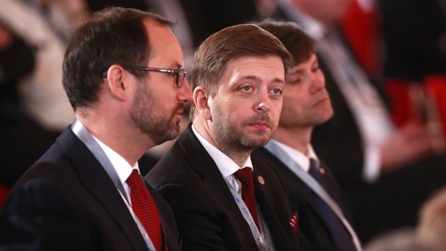 Poslanec Vt Rakuan na konferenci k 20 letm eska v NATO. (12. bezna 2019)