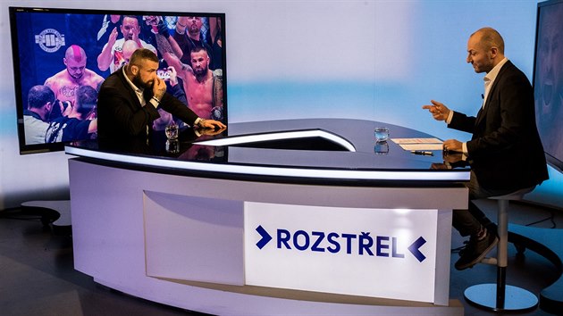 MMA zpasnk Karlos Vmola v diskusnm poadu Rozstel. (18. bezna 2019)