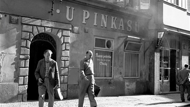 Pražská restaurace U Pinkasů (1963)