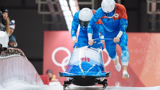 esk dvojbob na olympid v Pchjongchangu 2018.