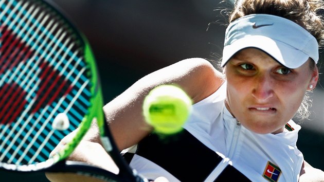 Markta Vondrouov v osmifinle turnaje v Indian Wells