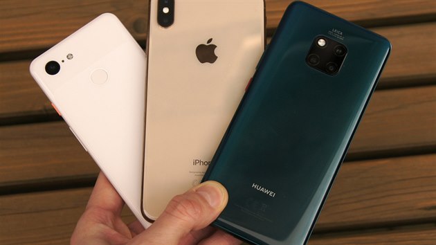 Apple iPhone XS Max, Google Pixel 3 a Huawei Mate 20 Pro