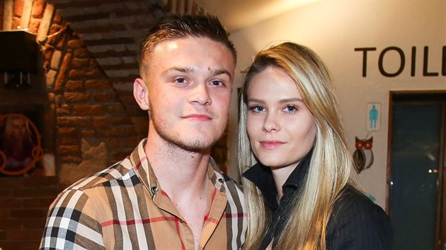 Syn Tomáše Řepky Tommaso Řepka a jeho sestra Veronika Řepková (29. listopadu 2017)