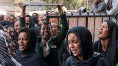 Truchlící ú�astníci poh�bu ob�tí havárie letounu Boeing 737 Max 8 (17. b�ezna...