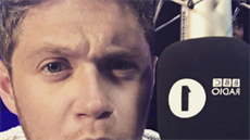 Niall Horan koupil svým fans Starbucks!