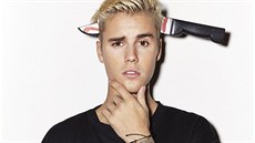 Na Instagramu Chantel Jeffries se objevil polonahý Bieber