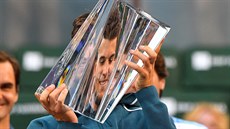 Dominic Thiem se raduje z triumfu na turnaji v Indian Wells