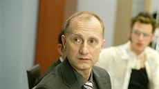 Josef Carda v seriálu O�klivka Katka (2008)