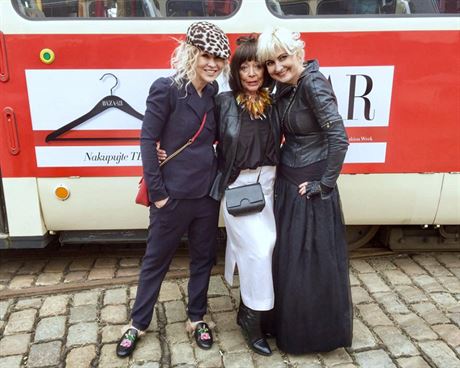Harper's Bazaar Charity Tram - pomáhali jste módou