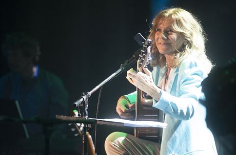 Lenka Filipová na koncertu z turné k desce Oppidum 25. bezna 2019 v praské...