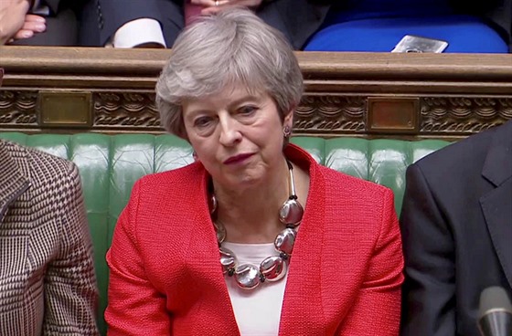 Britská premiérka Theresa Mayová v parlamentu (12. 3. 2019)