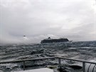 Výletní lo Viking Sky se dostala po vypadnutí motor u pobeí Norska do...