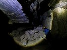Podle nejnovjího mení má jeskyn Malham na délku deset kilometr.