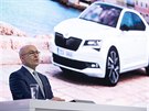 Pedseda pedstavenstva koda Auto Bernhard Maier hovoí na tiskové konferenci...