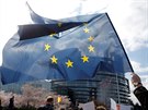 Demonstranti u budovy Evropského parlamentu ve Štrasburku před hlasováním o...
