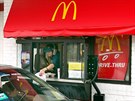Sluba drive-thru spolenosti McDonalds