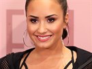 Demi Lovato Visits Fabletics At Del Amo Fashion Center - Arrivals