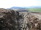 Hořenec, kopec Číčov, chráněná krajinná oblast. Na jeho vrcholu někdo poničil...