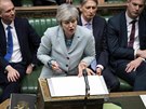 Britská premiérka Theresa Mayová v parlamentu (25. 3. 2019)