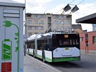 Pražský dopravní podnik testuje nový kloubový trolejbus ŠKODA 27Tr.