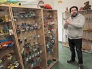 Zden�k Havl�t otev�el v B�lovci Muzeum hra�ek.