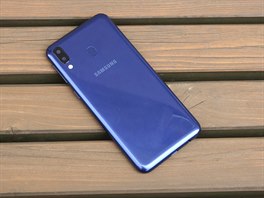 Samsung Galaxy M20